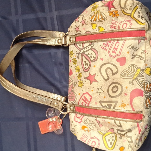 Coach butterfly purse - Picture 2 of 12